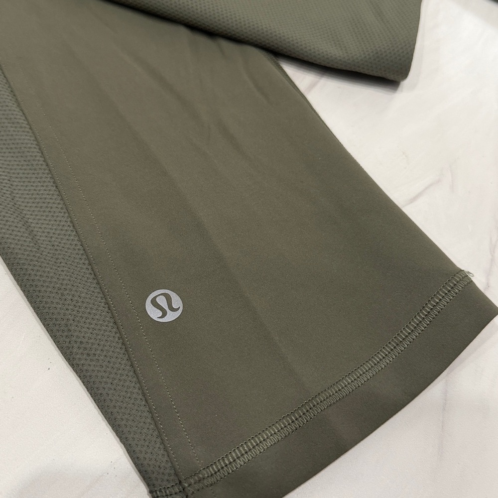 Lululemon Everlux and Mesh Super High Rise Training Crop 21” Army Green Size 10 - Picture 10 of 10